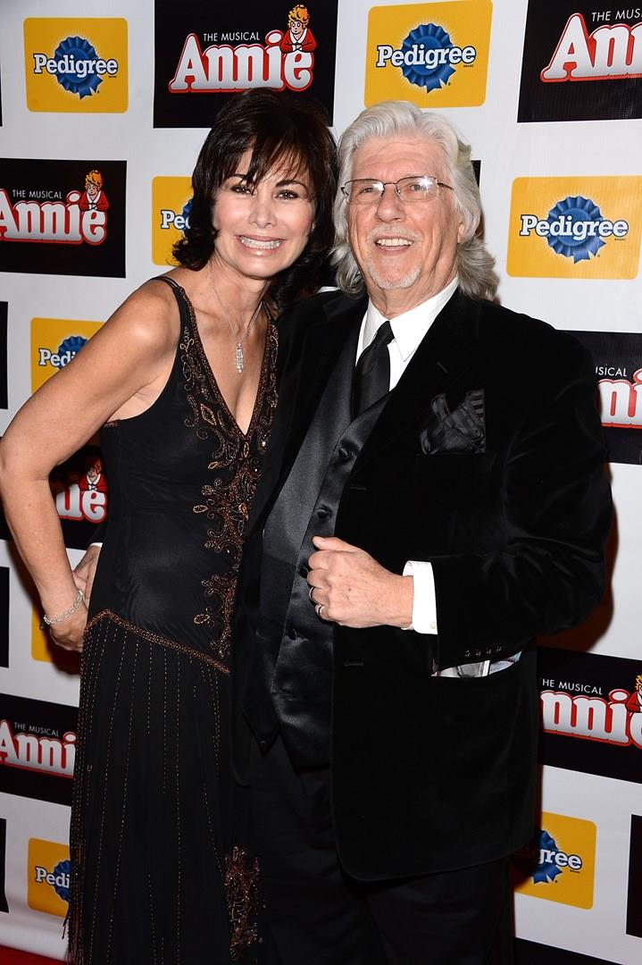 Martin Charnin e la moglie Shelly Burch Martin Charnin e la moglie Shelly Burch durante l'apertura di Annie a Broadway nel 2012