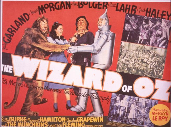 Il Mago di Oz: ritrovate le scarpette rosse di Judy Garland oggetto di un furto nel 2005 Il Mago di Oz