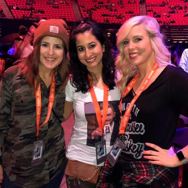 Darcell Baxtresser e le sue amiche Darcell Baxtresser assieme alle due amiche al concerto di Justin Timberake a Detroit