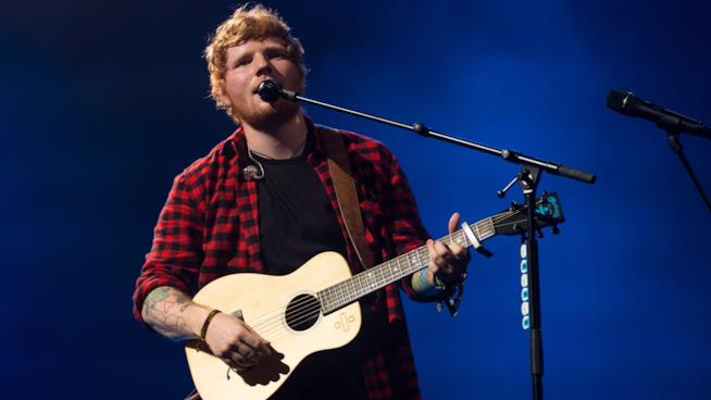 Game of Thrones 7: il cameo di Ed Sheeran Ed Sheeran in concerto a Glastonbury