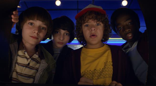 Le ipotesi sulla prossima morte nella terza stagione di Stranger Things I quattro nerd di Stranger Things alle prese con il Sottosopra