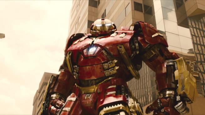 Avengers 4: una teoria sull'armatura che Iron Man userà contro Thanos Armatura Hulkbuster di Iron Man in Avengers: Age of Ultron