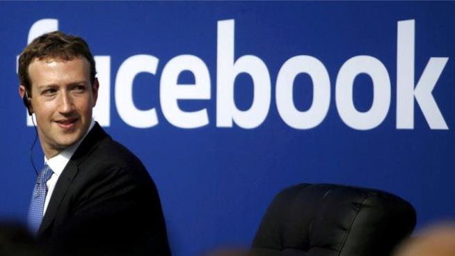 Cambridge Analytica ha violato i dati di oltre 87 milioni di utenti di Facebook Mark Zuckerberg chiede nuovamente scusa per lo scandalo di Cambridge Analytica
