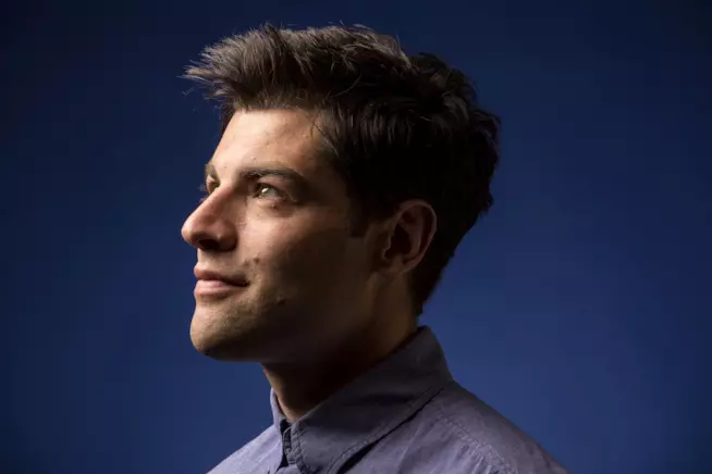 I mille volti di Max Greenfield