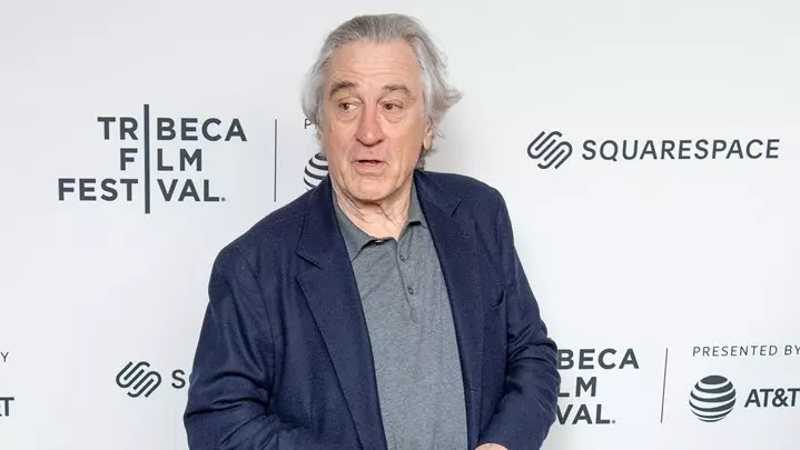 Robert De Niro fa causa a una ex impiegata per binge watching estremo di Friends durante il lavoro Robert De Niro al Tribeca Film Festival