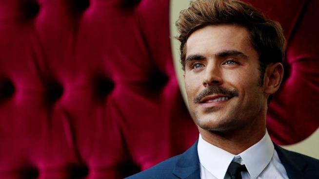 Zac Efron: primo sguardo all'attore nei panni del serial killer Ted Bundy Zac Efron alla prima di The Greatest Showman