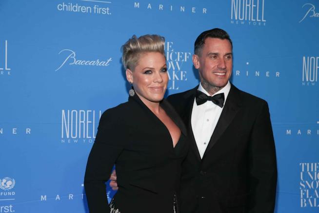 Pink aspetta il secondo figlio Primo piano di Pink con il marito Carey Hart