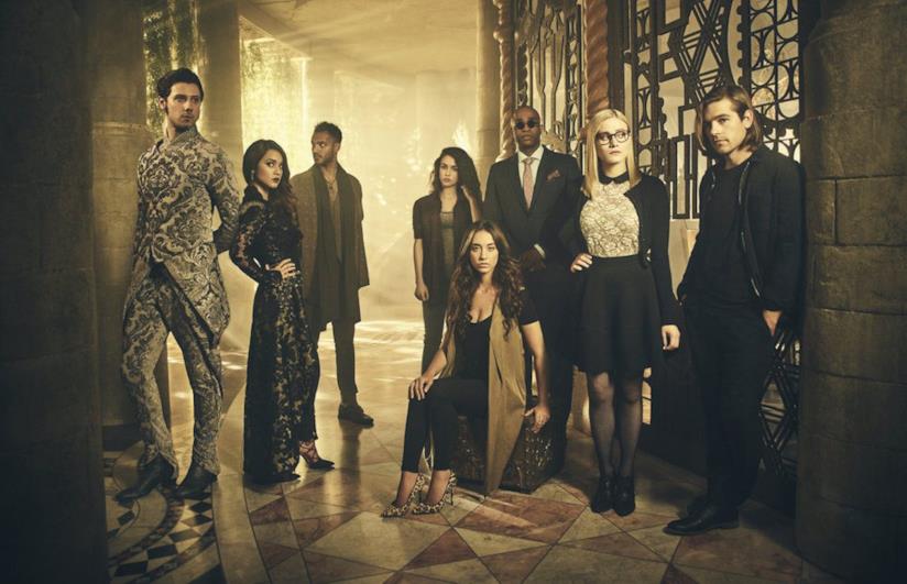 The Magicians terminerà con la fine della quinta stagione Un'immagine con i protagonisti di The Magicians