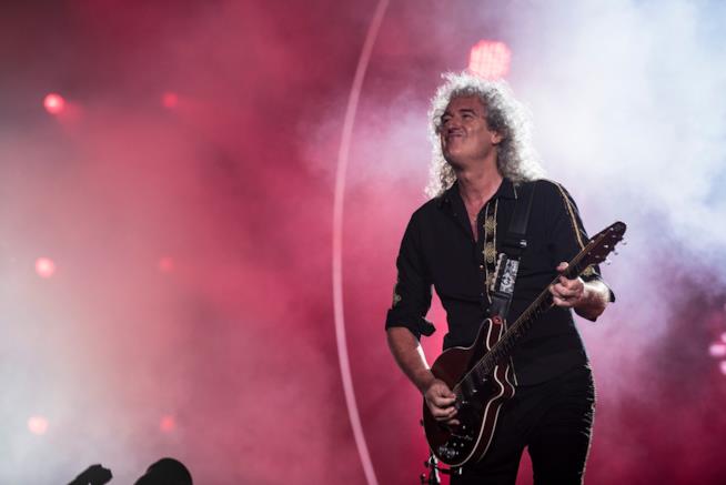 Brian May cancella il tour per motivi di salute Primo piano di Brian May