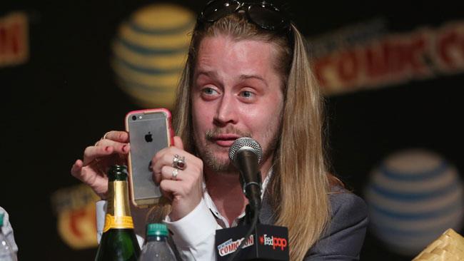 Macaulay Culkin: livetweeting brutale contro Spacey e Franco agli Oscar 2018 Macaulay Culkin al NYCC 2015