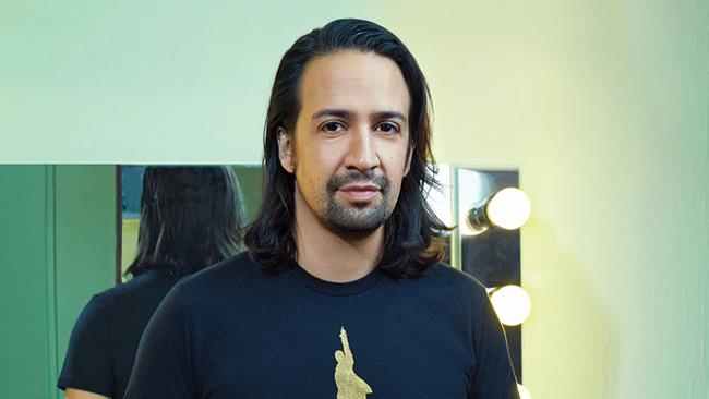 Lin-Manuel Miranda lavorerà all'adattamento di Le Cronache dell'Assassino del Re (Kingkiller Chronicles) per il cinema e la TV Lin-Manuel Miranda