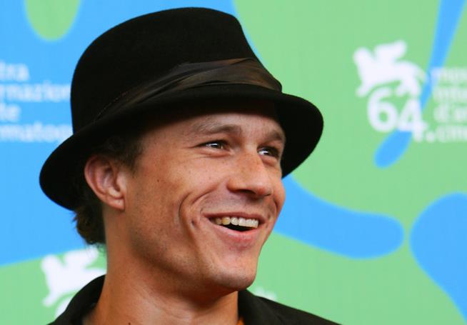 Il padre di Heath Ledger parla della tragica morte del figlio Il sorriso indimenticabile dello scomparso Heath Ledger