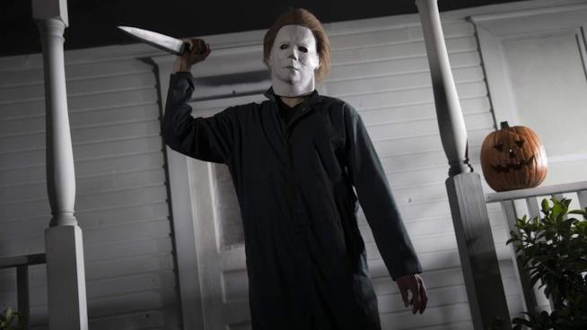 Halloween, al via le riprese del sequel con tanti giovani attori Il personaggio di Michael Myers