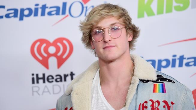 Youtube prende provvedimenti contro Logan Paul dopo il video dell'uomo suicida Logan Paul a un evento ufficiale