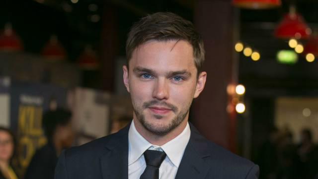 Nicholas Hoult nel cast di The Current War Nicholas Hoult sarà Nikola Tesla in The Current War