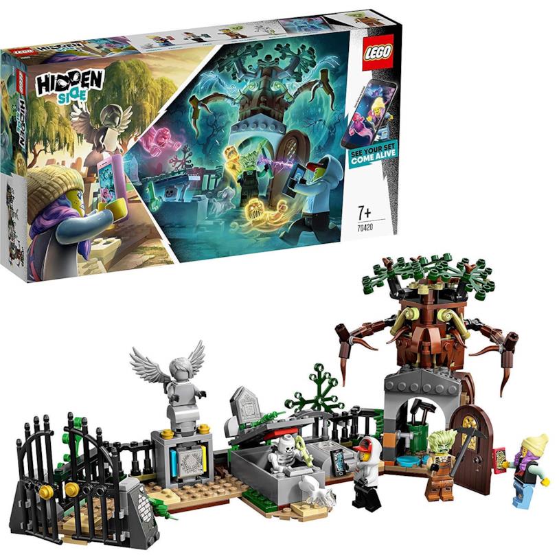Il set LEGO dedicato al lugubre cimitero Il cimitero è uno dei set per Halloween 2019