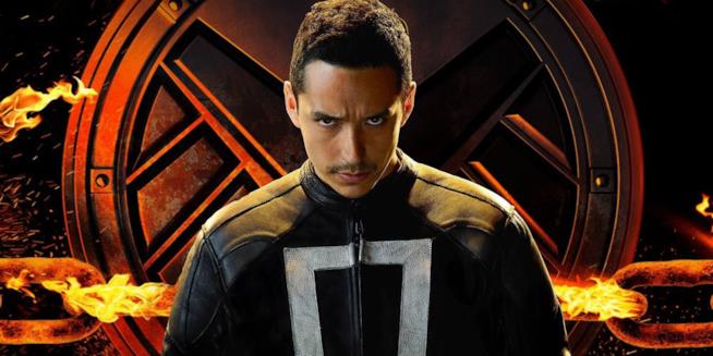 Un'immagine promozionale di Agents of S.H.I.E.L.D. con Ghost Rider Ghost Rider in un'immagine promozionale di Agents of S.H.I.E.L.D.