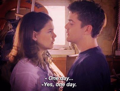 Joey e Pacey Joey e Pacey si danno un bacio