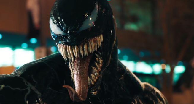 Tom Hardy per Venom si è ispirato anche a Conor McGregor e Woody Allen Il simbionte in una scena tratta da Venom