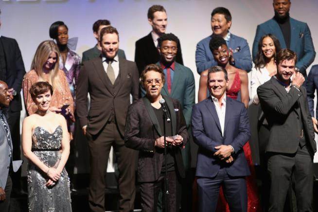 Gli attori di Avengers: Infinity War leggono i tweet del pubblico Gli attori di Avengers: Infinity War
