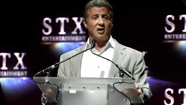 Sylvester Stallone sarà un boss di Cosa Nostra nella serie TV Omertà L'attore Sylvester Stallone