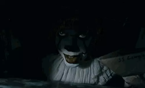Pennywise Una scena di Pennywise e Georgie