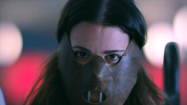 Lea Michele nei panni di Hester Ulrich Hester Ulrich è il Red Devil della prima stagione di Scream Queens