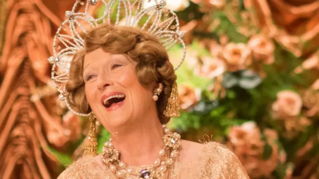 Florence: la recensione del film Meryl Streep durante un scena del film