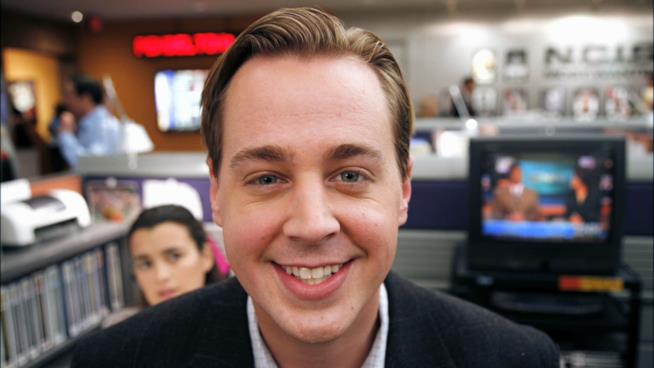 Timothy McGee è uno dei pochi confermati della nuova stagione di NCIS L'attore Sean Murray abbracciato a Pauley Perrette
