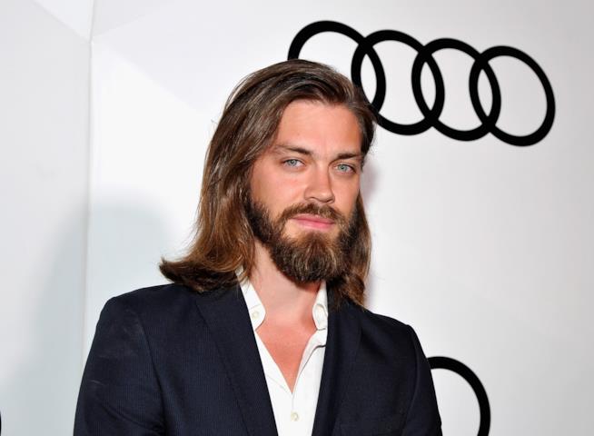 Tom Payne parla del futuro di Carl in The Walking Dead Un'immagine dell'attore Tom Payne