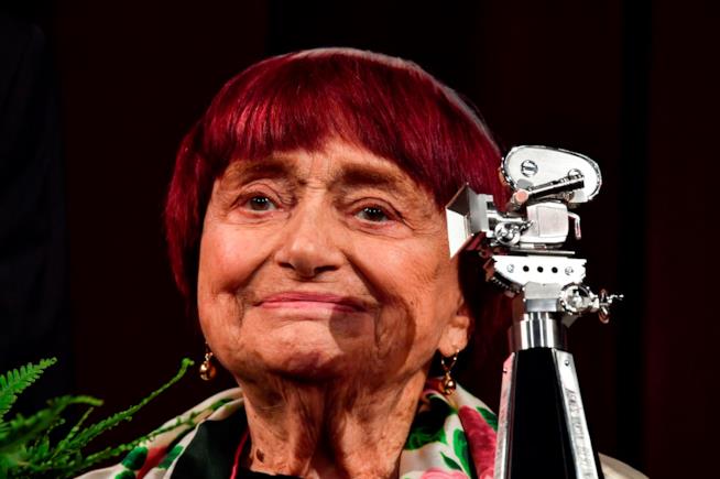 Agnès Varda è morta a Parigi a 90 anni, un ricordo della sua carriera Agnès Varda