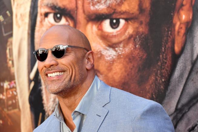 The Rock festeggia il terzo compleanno della figlia condividendo un divertente video su Instagram Dwayne Johnson durante la premiere di Skyscraper