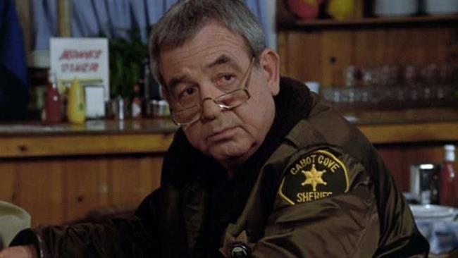 Amos Tupper (Tom Bosley) Amos Tupper alias Tom Bosley in La Signora in Giallo