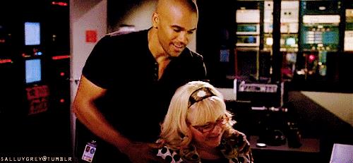 15 motivi per cui amiamo Derek Morgan - 7