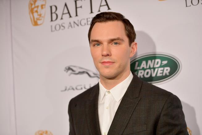Nicolas Hoult sarà Tolkien nel film omonimo, rivelata la data di uscita americana Il biopic su J.R.R. Tolkien con protagonista Nicolas Hoult ha una data di uscita e un nutrito cast