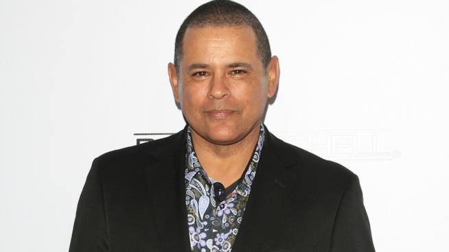 L'attore Raymond Cruz nel cast di Mayans MC L'attore Raymond Cruz