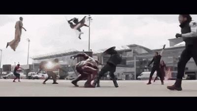 Giant Man in Civil War Giant Man nello scontro tra Avengers di Civil War