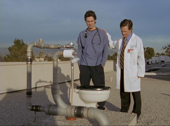 Scrubs, una raccolta delle frasi più iconiche della serie Il Dr Casey spiega a J.D. cosa voglia dire migliorare