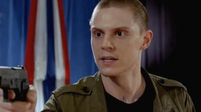 American Horror Story: Cult, cosa aspettarci dalla puntata finale Evan Peters (Kai Anderson)