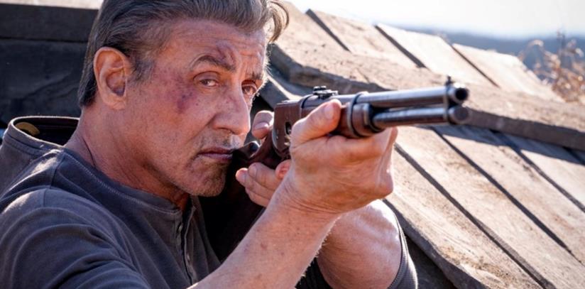 Rambo: Last Blood sarà Rated R, Stallone all'ultimo sangue Sylvester Stallone in una scena del trailer di Rambo: Last Blood