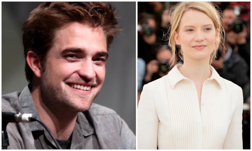 Robert Pattinson flirta con Mia Wasikowska Primo piano di Robert Pattinson e Mia Wasikowska