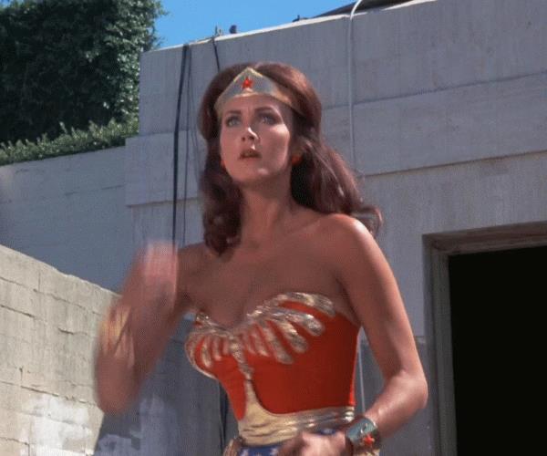 Eva Mendes e la sua indole casalinga In ogni donna c'è una Wonder Woman