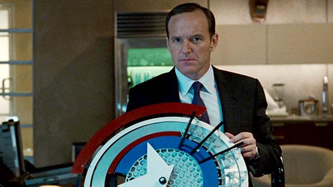 Clark Gregg dice la sua sulla rivelazione shock di Capitan America L'Agente Coulson impugna uno scudo simile a quello di Cap