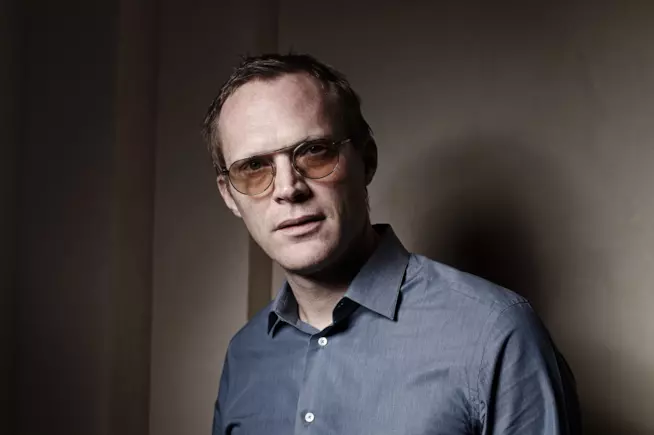 Paul Bettany è il nuovo Principe Filippo in The Crown Paul Bettany in primo piano
