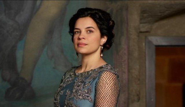 L'attrice Zuleikha Robinson Zuleikha Robinson
