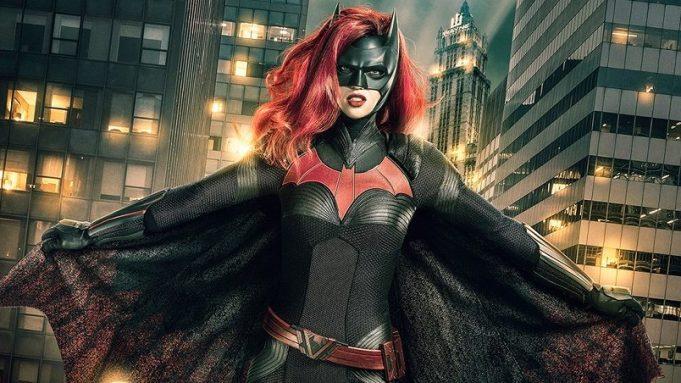 The CW pubblica il primo teaser di Batwoman Batwoman interpretata da Ruby Rose