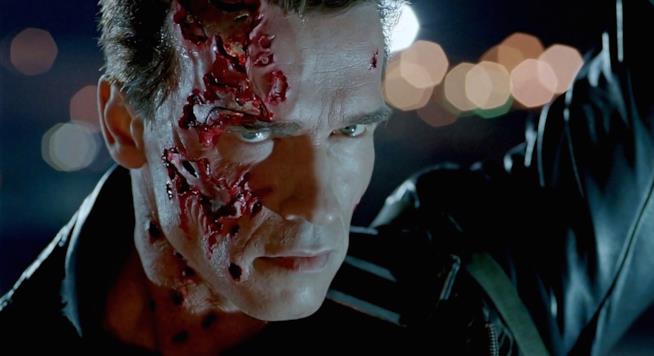 Terminator 6, James Cameron torna al franchise che l'ha lanciato Arnold Schwarzenegger è il celebre T-800