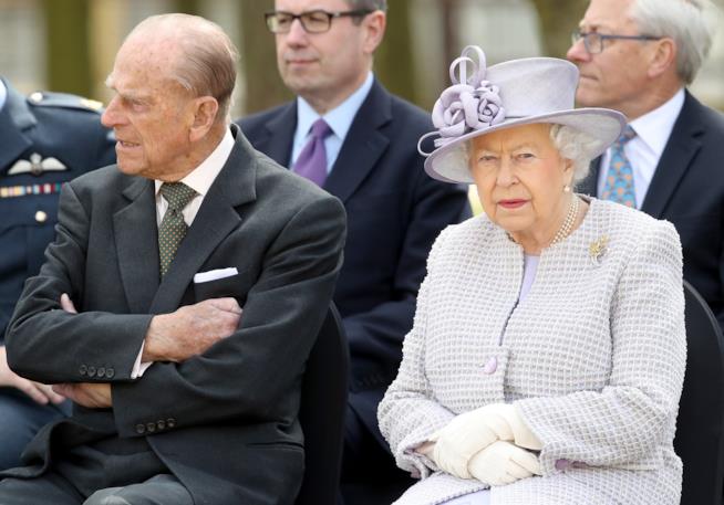Il Principe Filippo si è ritirato dagli impegni pubblici Primo piano della Regina Elisabetta e del Principe Filippo