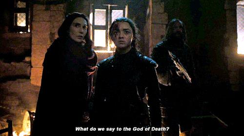 Game of Thrones: Carice van Houten sul personaggio di Melisandre Carice van Houten, Maisie Williams e Rory McCann in Game of Thrones 8x03