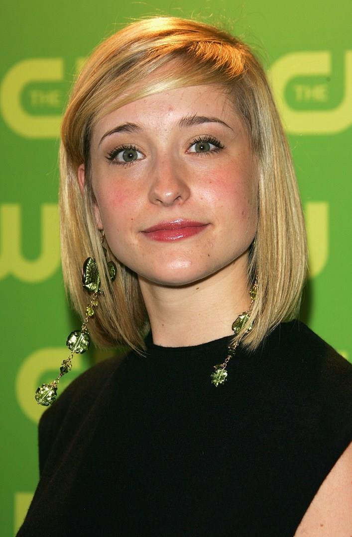 Allison Mack Allison Mack nel 2006 a un evento The CW